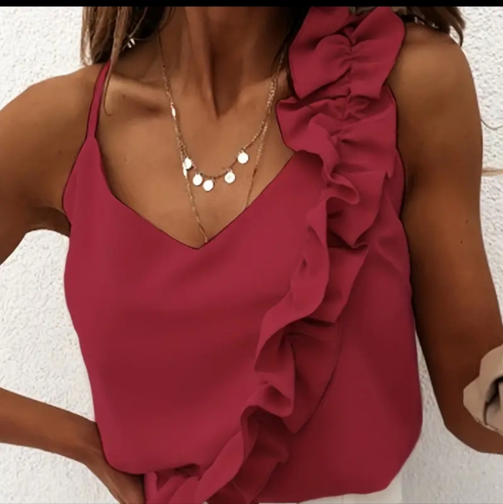 Burgundy ruffle sleeve spaghetti strap cami Size Medium